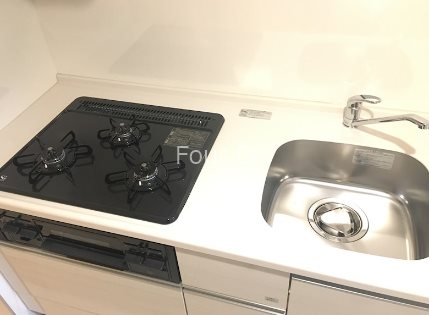 キッチン　★《見学予約受付中》広々9.6帖♪初期費用クレジット決済可！