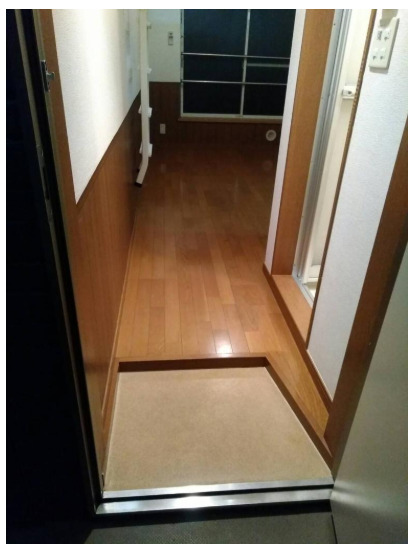 玄関　※別部屋参照