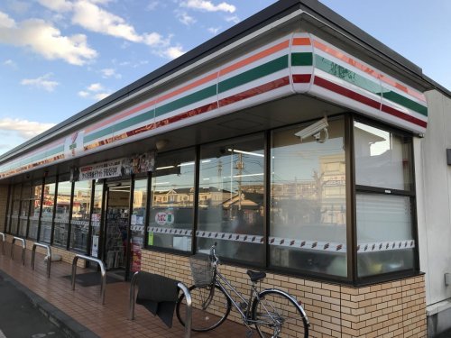 コンビニ　セブンイレブン 土浦中神立店（コンビニ）まで317m