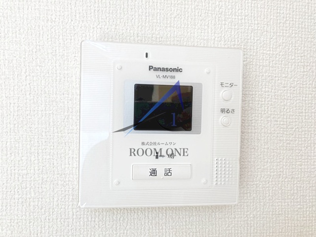 セキュリティ　モニター付きインターホンです。