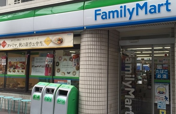 コンビニ　ファミリーマート元住吉駅東店（コンビニ）まで383m