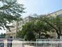 小学校　高槻市立川西小学校（小学校）まで714m