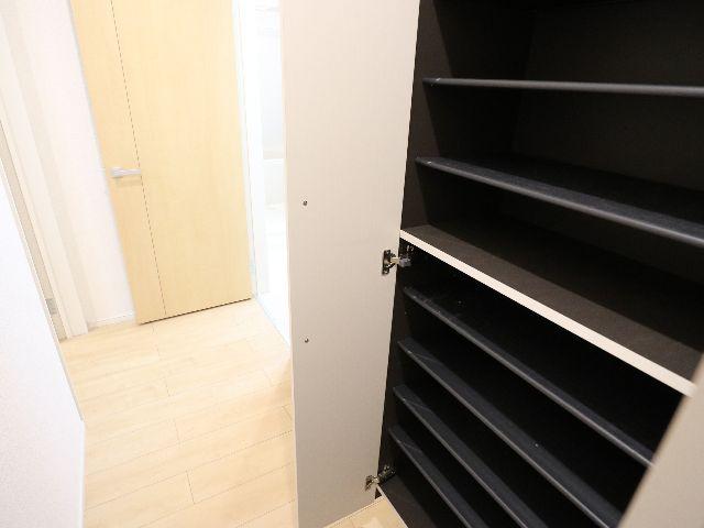 玄関　明るい玄関です