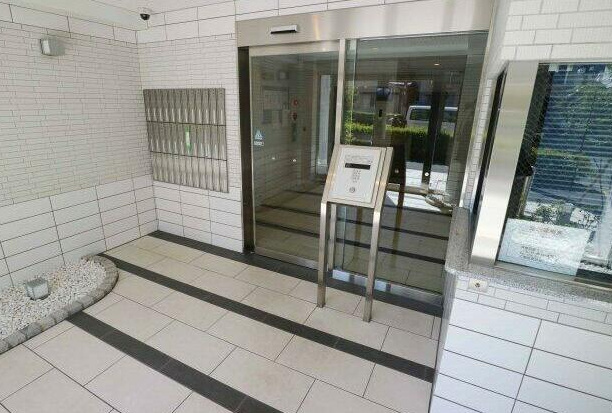 エントランス　リライア吉野町
