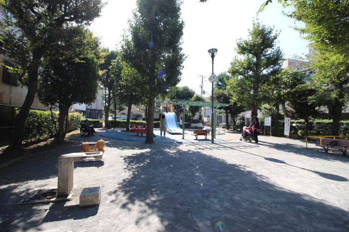 公園　五本木児童遊園（公園）まで300m