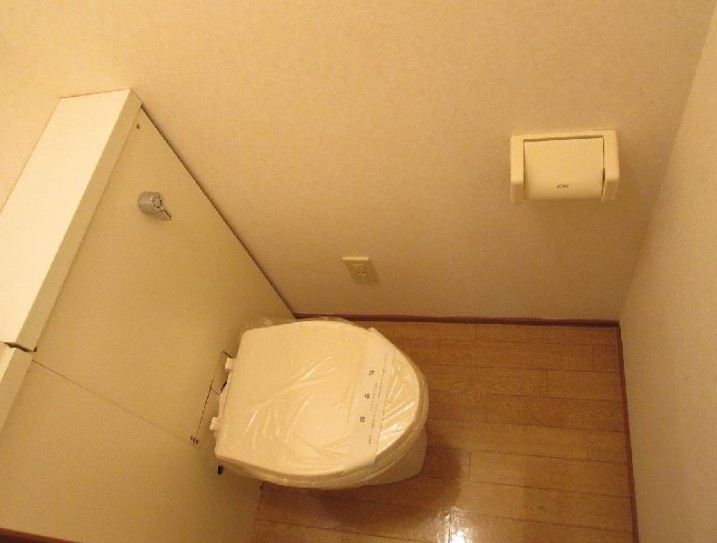 トイレ　同タイプの別部屋