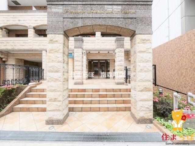 エントランス　共用部の印象も大切に