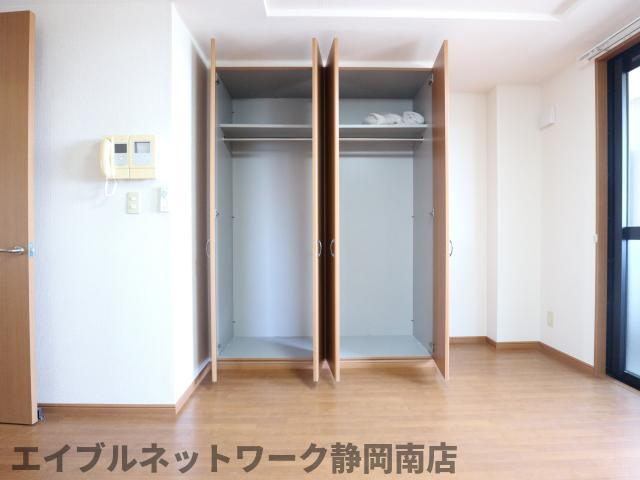 収納　大きなものも収納できそうです