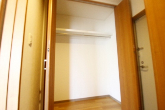 収納　※掲載写真は同マンション別部屋参考写真となります。
