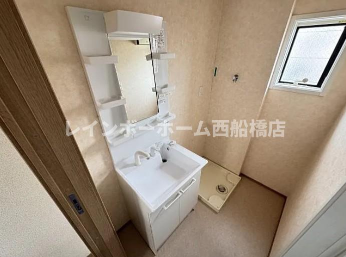 洗面設備　同建物別部屋参照