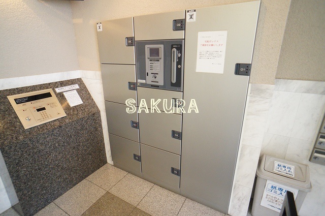セキュリティ　不審者、勧誘員をシャットアウトできるオートロックです♪