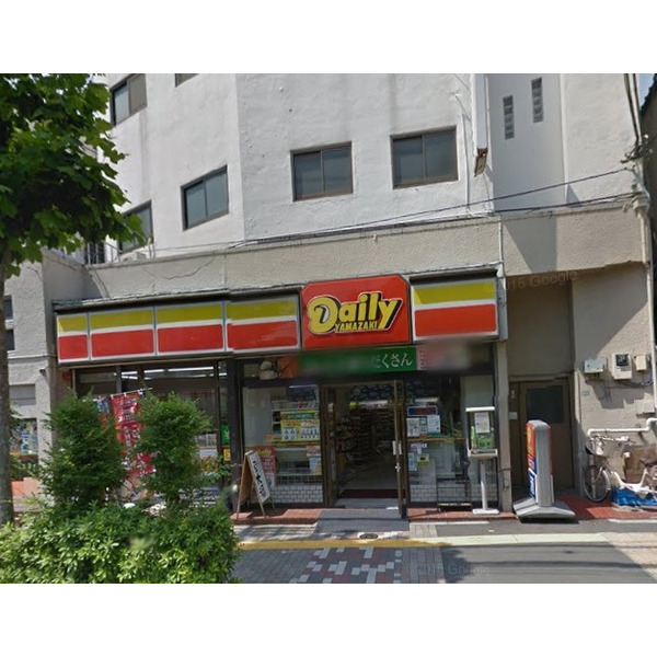 コンビニ　デイリーヤマザキ南大塚店（コンビニ）まで74m