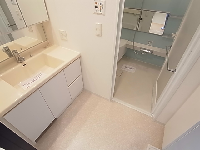 洗面設備　同一物件別部屋
