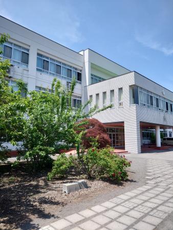 中学校　伊達市立伊達中学校（中学校）まで1207m