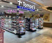 ドラックストア　トモズアトレヴィ田端店（ドラッグストア）まで260m