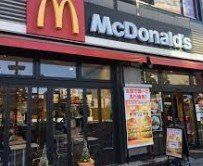 飲食店　マクドナルド田端駅前店（飲食店）まで300m
