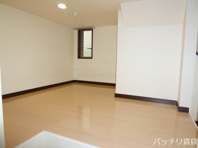 その他部屋・スペース　画像は別号室タイプの為、現状を優先致します。