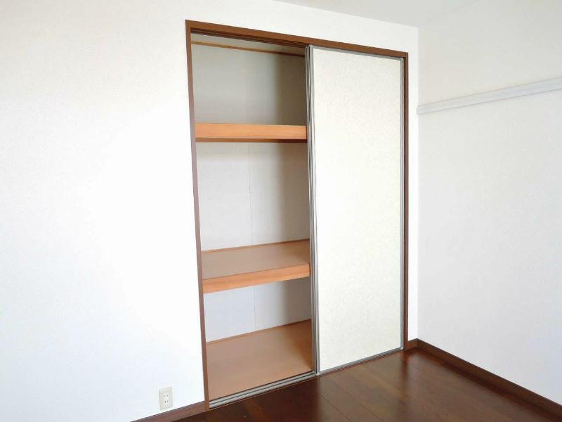 収納　※現況優先です。