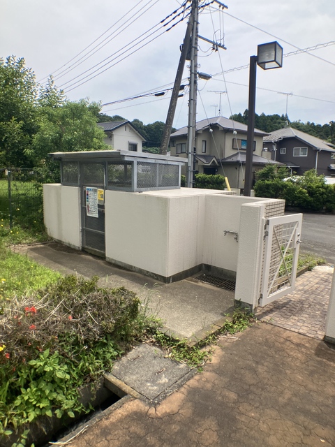 その他　敷地内ゴミ置き場（その他）まで5m