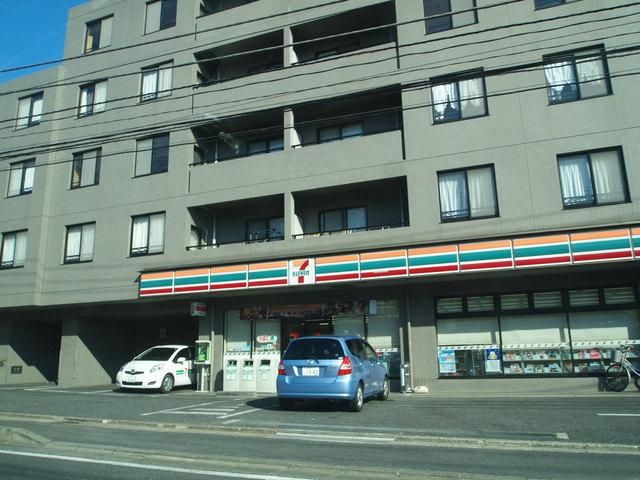 コンビニ　★★セブンイレブン（コンビニ）まで300m