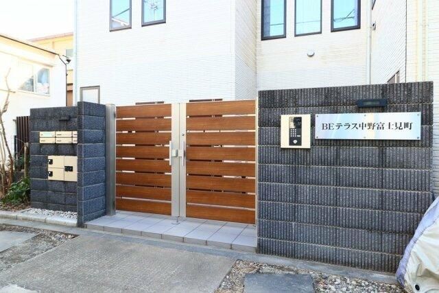 エントランス