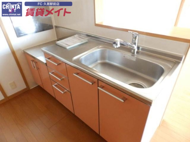 キッチン　別部屋反転タイプ