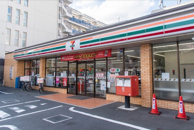コンビニ　セブンイレブン東京医科大前店（コンビニ）まで189m