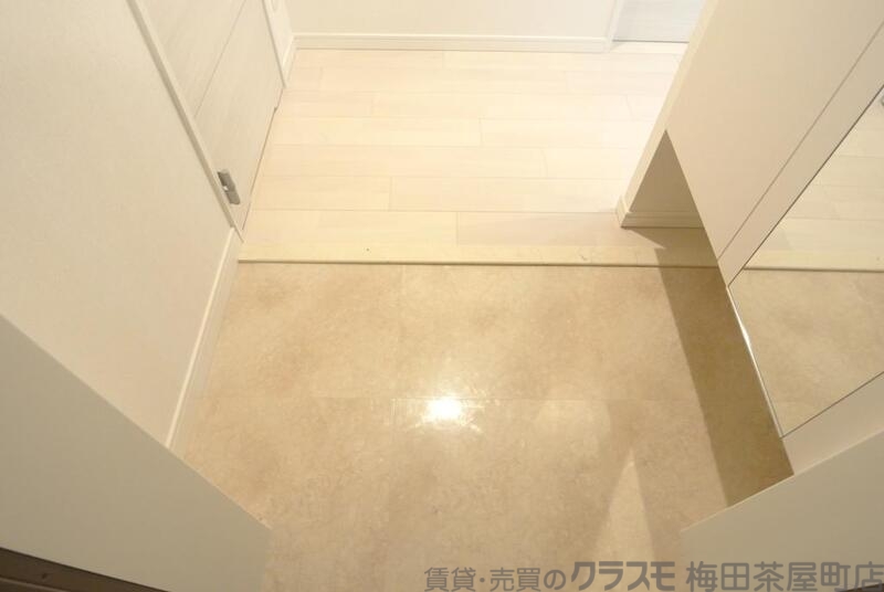 玄関　シャンテ与力町