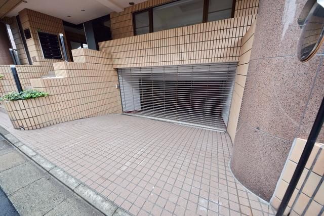 駐車場　★駐車場の入口です★