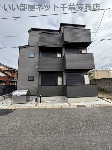 建物外観　外観は落ち着いています