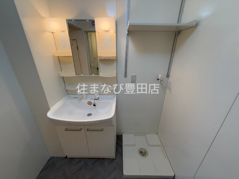 洗面設備　同型タイプ