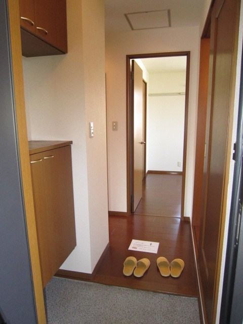玄関　別部屋参照