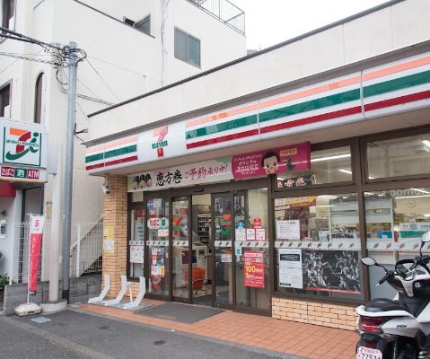 コンビニ　セブン－イレブン世田谷駒澤大学南店（コンビニ）まで544m