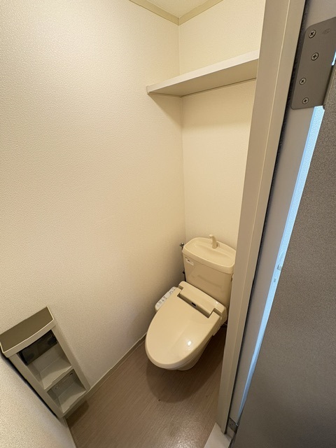 仙台市地下鉄南北線 長町一丁目駅 徒歩16分 2階建 築29年のトイレ写真