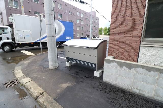 その他共有部分　建物専用ゴミステーション