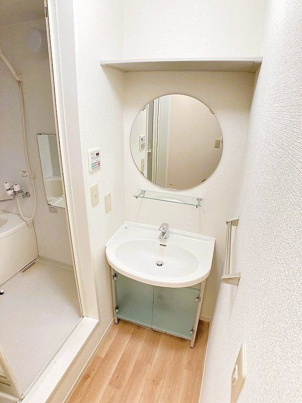 洗面設備　※他部屋参考写真※