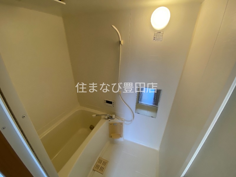 バス・シャワールーム　同型別部屋写真
