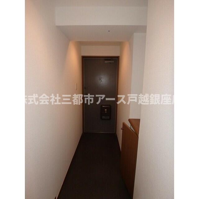 玄関　ボヌール都立大学弐番館
