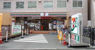 コンビニ　セブンイレブン 大森駅北店（コンビニ）まで298m