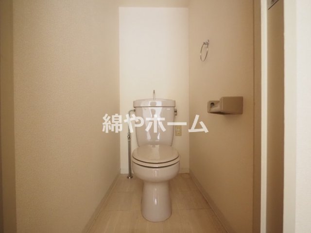 トイレ　ゆったりとした空間のトイレです