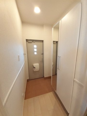 玄関　シンプルで使いやすい玄関です