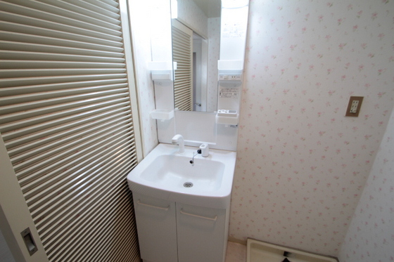 洗面設備　※別部屋の写真です