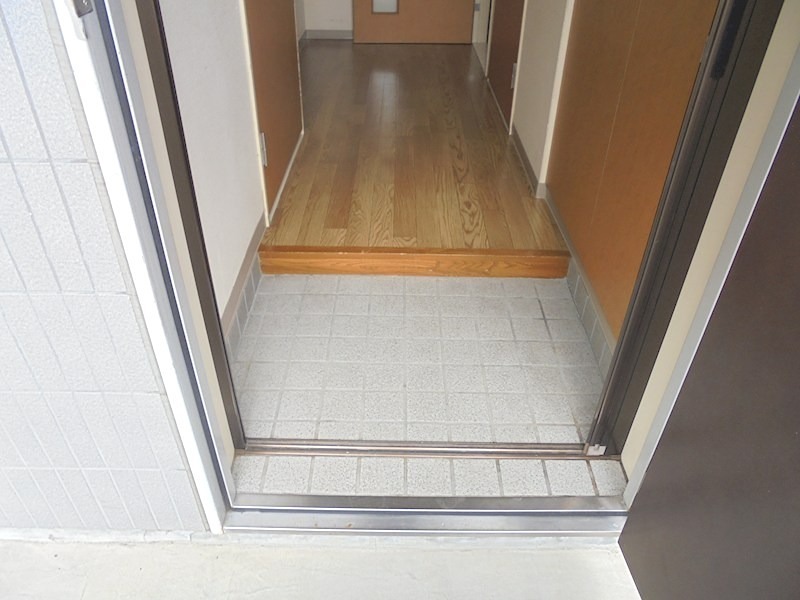 玄関　参考写真