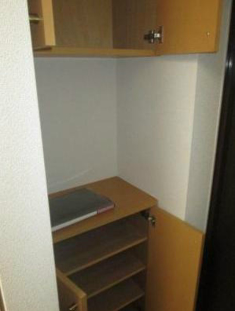 玄関　別タイプのお部屋の参考写真です