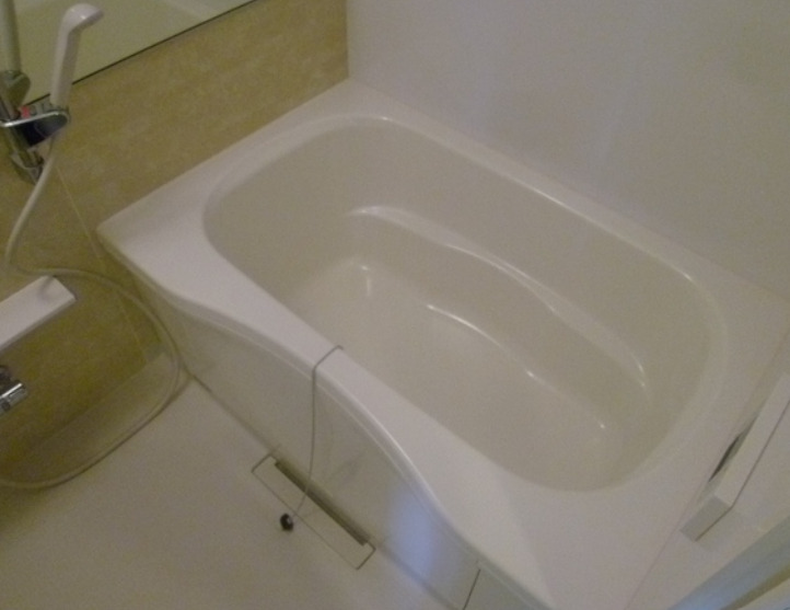 バス・シャワールーム　別部屋の画像を使用しております。