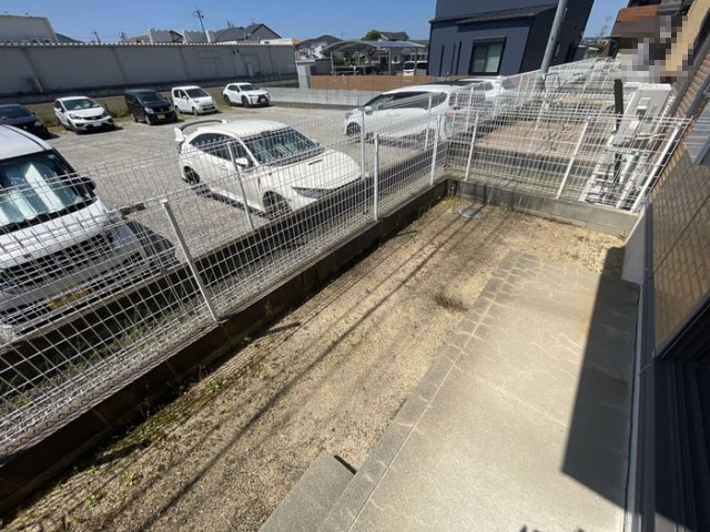 バルコニー　庭