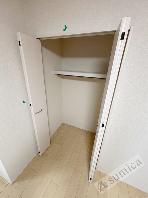 収納　同施工の参考写真です