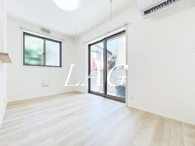 居室・リビング　洋室のお部屋です。