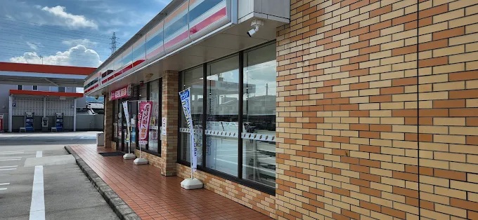 コンビニ　セブンイレブン 栗東中央店（コンビニ）まで507m