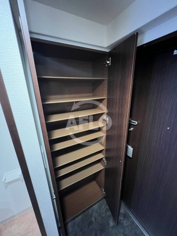 収納　アーバネックス西長堀　シューズボックス